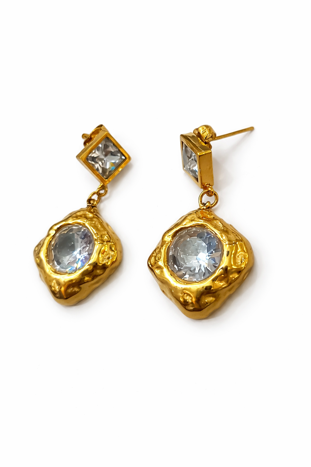 Ona Jwelix Anjos Toe Earring bold angel motif drop earring for women