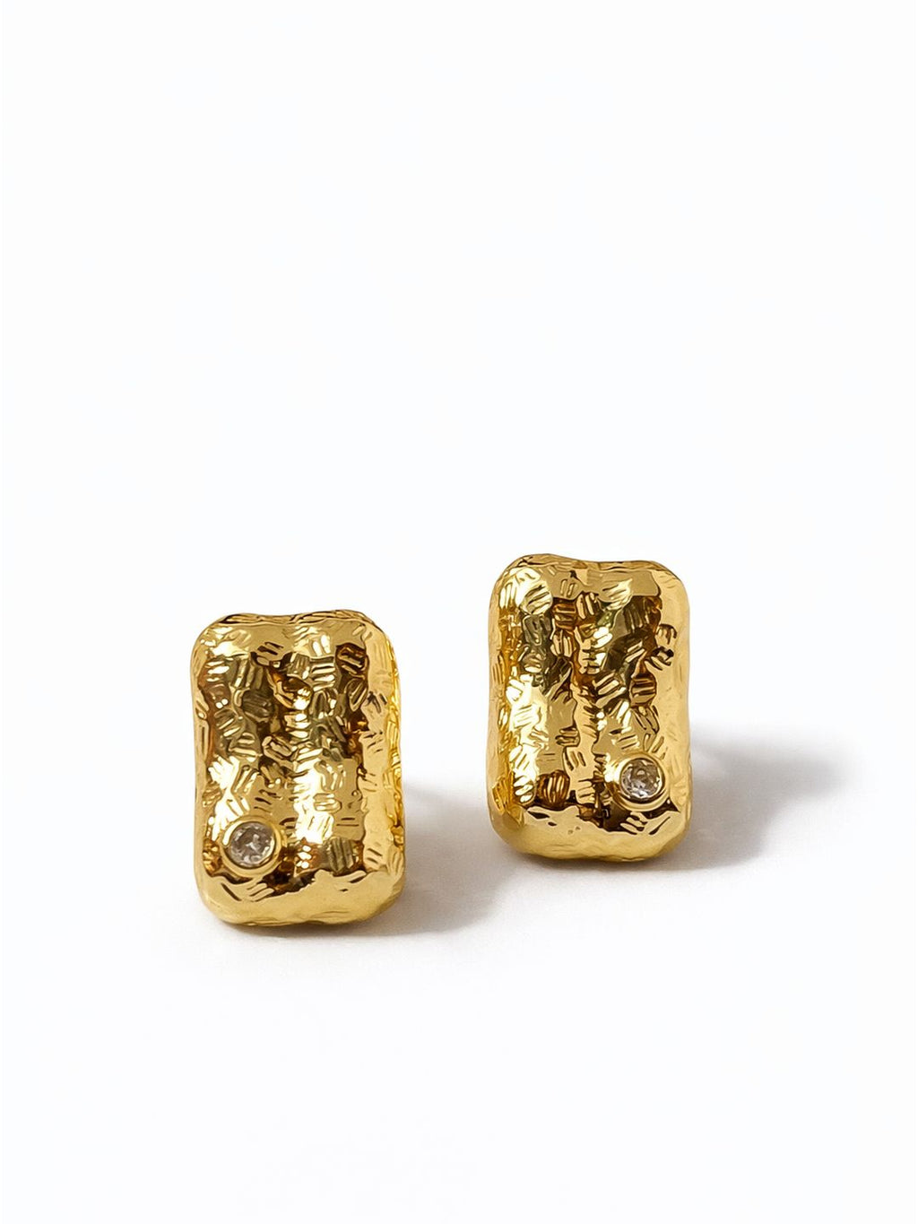 Bone Gem Stud Naveen (Sadar market)