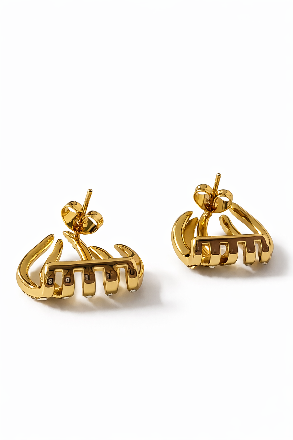 Ona Jwelix Forbi Xi Earring side view modern gold fashion earring India