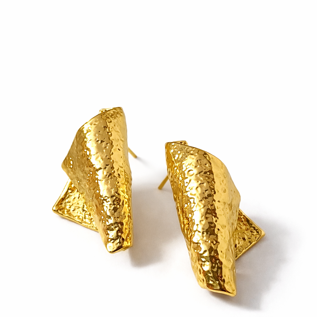 Ona Jwelix Lumini Cox Earring shimmery geometric drop earring for women