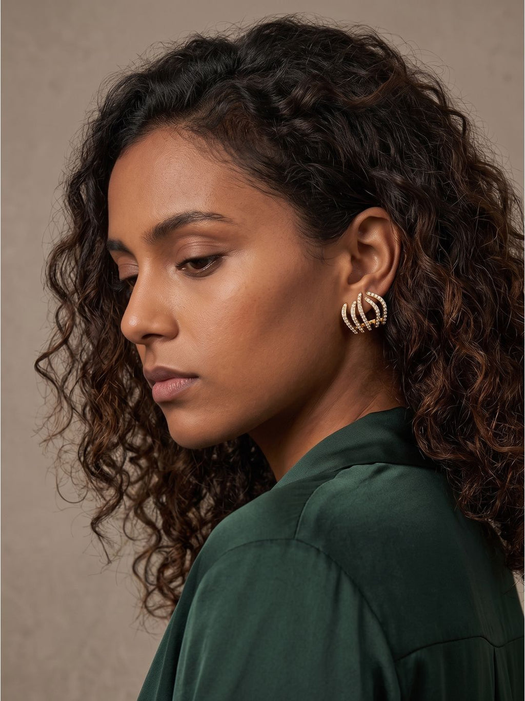 Forbi Xi Earring Naveen (Sadar market)