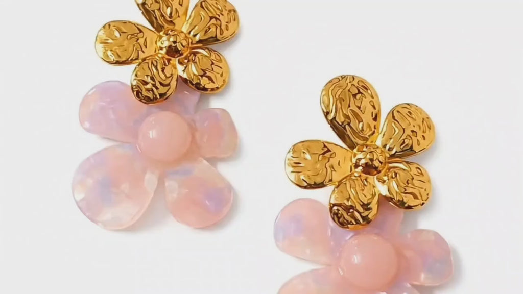 Floral Xo Earring